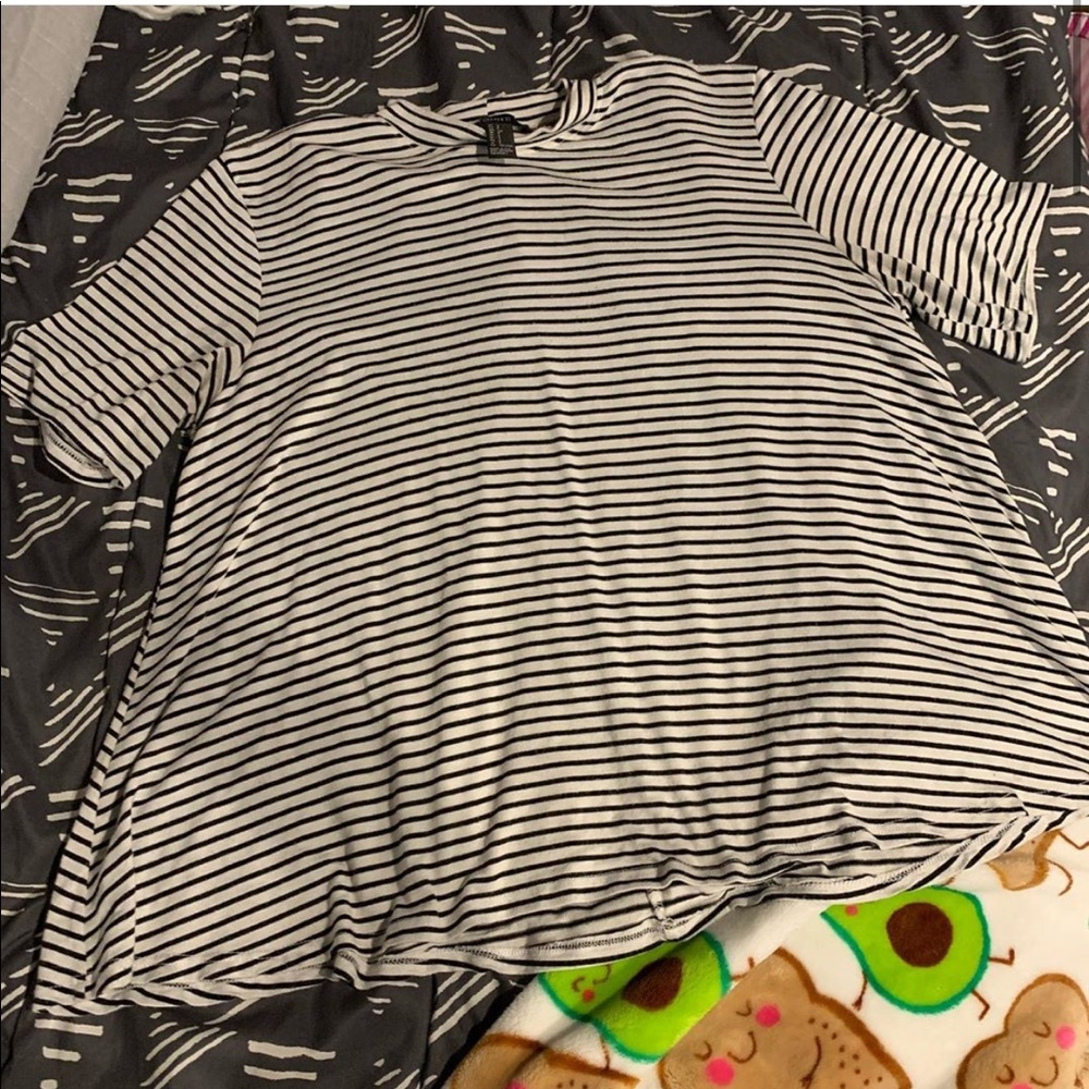 Striped flowy shirt
